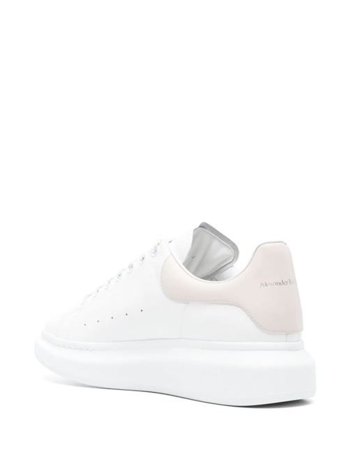 Sneakers da uomo. Alexander McQueen | 727388WHGP59436